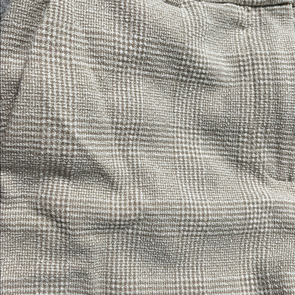 Plaid cream/tan chino pants fits 3/4 size - Picture 4 of 5